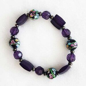 💜 Purple Gem & Beaded Stretch Bracelet – Stylish, Versatile Look – Preowned